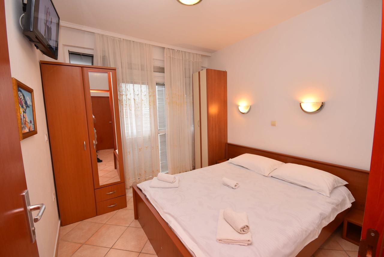Grifone Igalo Apartment แฮร์เซ็ก-โนวี ภายนอก รูปภาพ