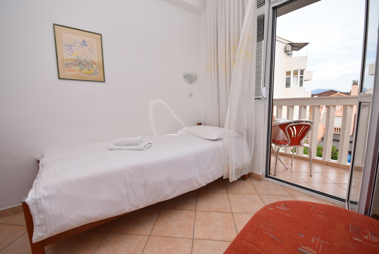 Grifone Igalo Apartment แฮร์เซ็ก-โนวี ภายนอก รูปภาพ